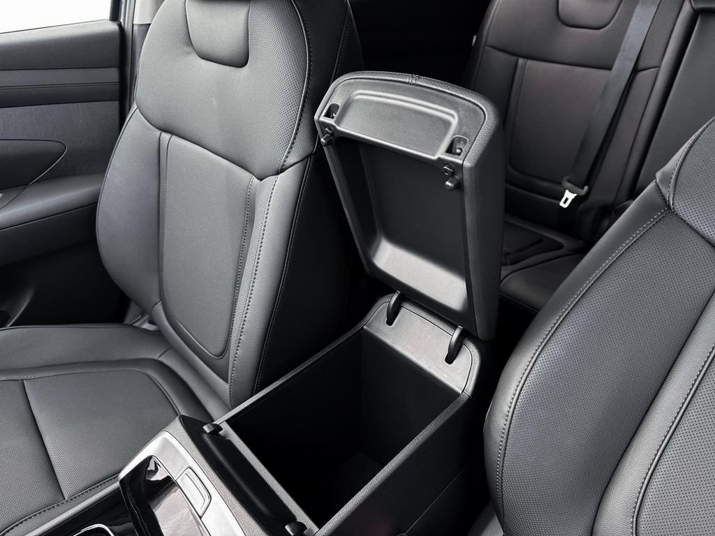 New 2026 White Hyundai SEL Premium image 18