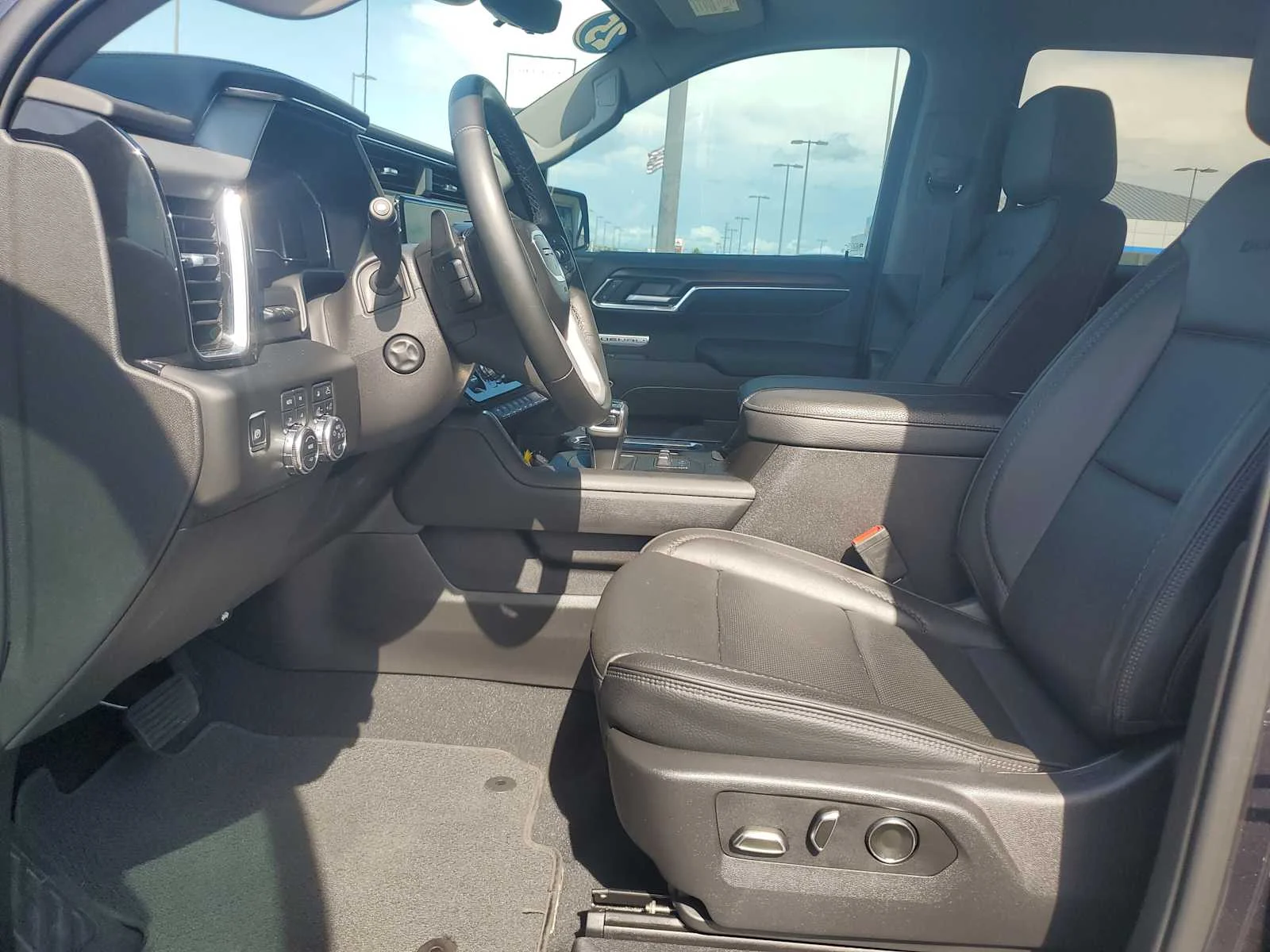 Used 2025 Titanium Rush Metallic GMC Denali image 22