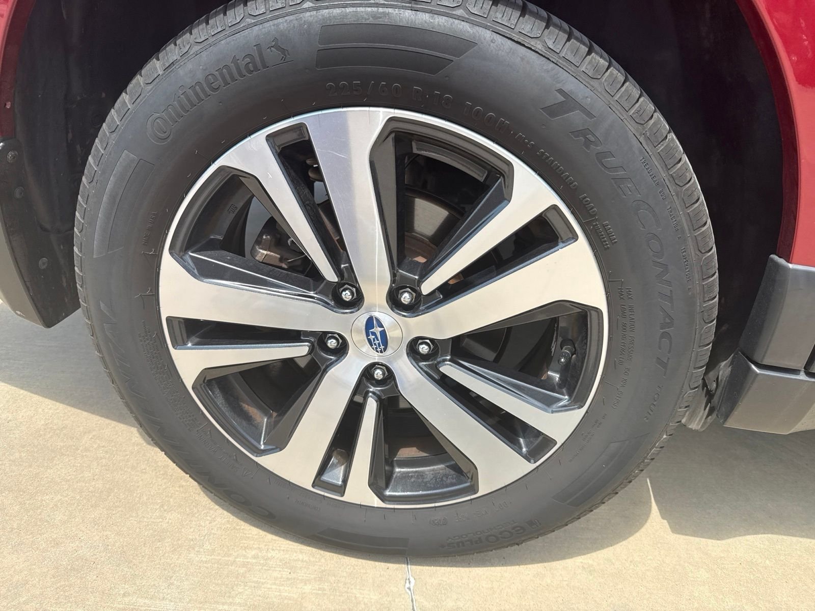 Used 2018 Crimson Red Pearl Subaru 2.5i image 18