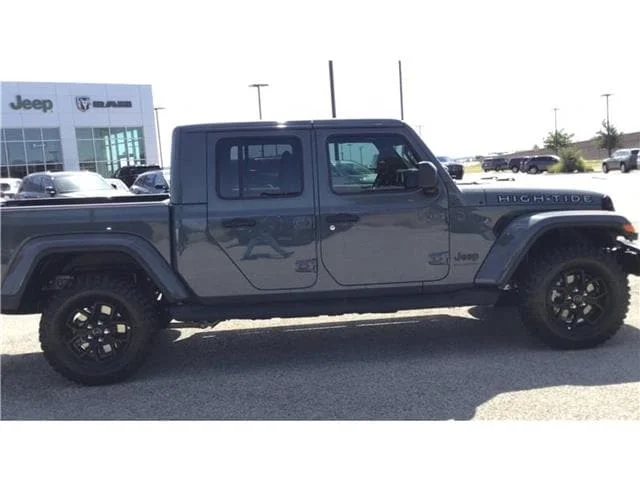 New 2025 Anvil Clear-Coat  Paint Jeep HIGH TIDE 4X4 image 4