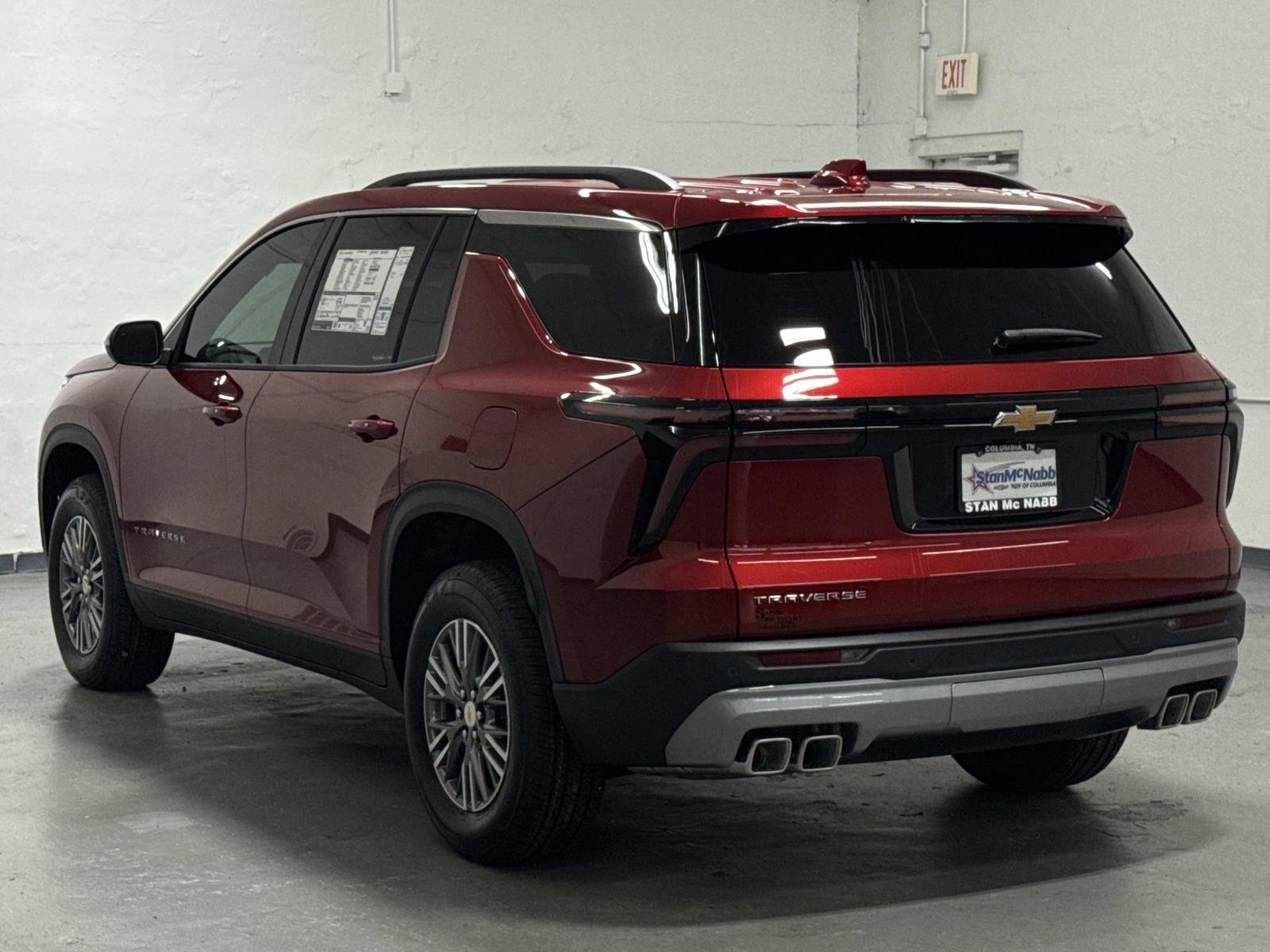 2027 Chevrolet Traverse LT - Photo 6