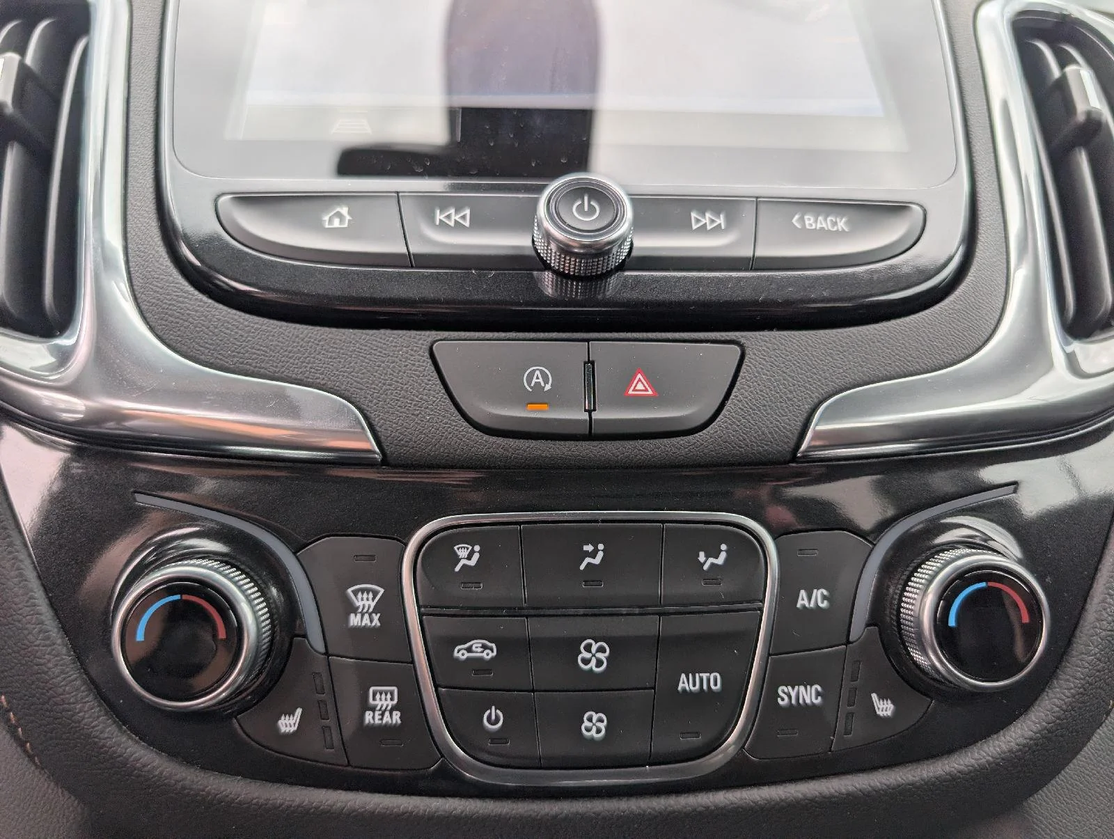 Used 2024 Lakeshore Blue Metallic Chevrolet Premier image 16