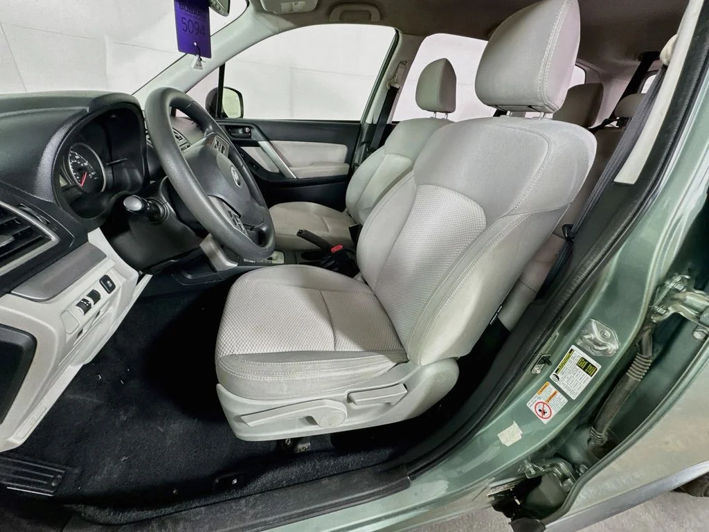 Used 2016 Green Subaru 2.5i image 24