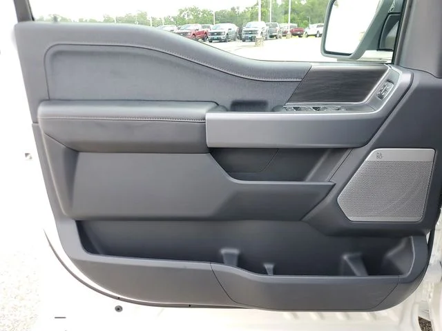 2025 Ford F-150 Lariat - Photo 20