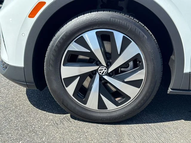 Certified Used 2024 Pure White Volkswagen Standard image 9