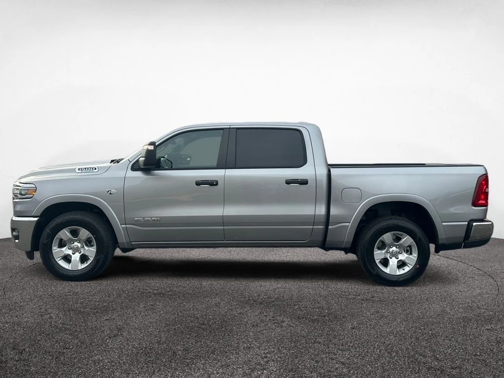 New 2026 Billet Silver Metallic Clearcoat RAM Big Horn/Lone Star image 2