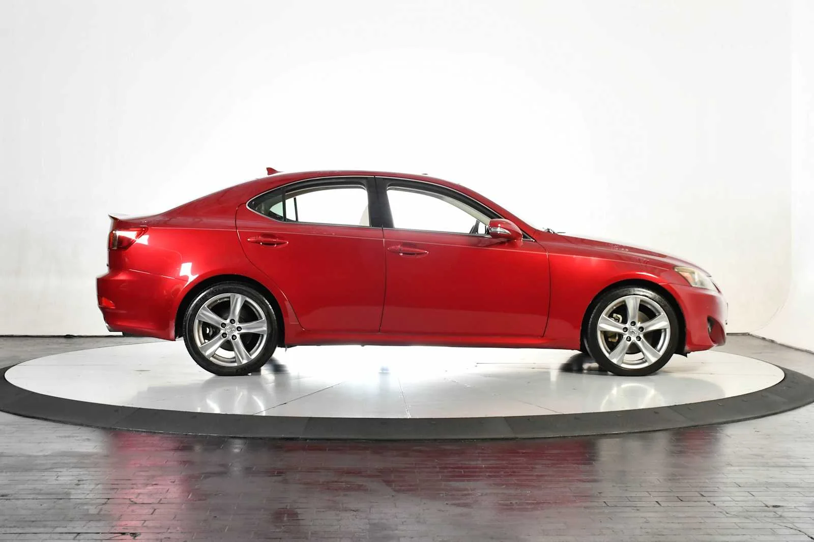 Used 2011 Matador Red Mica Lexus  image 6