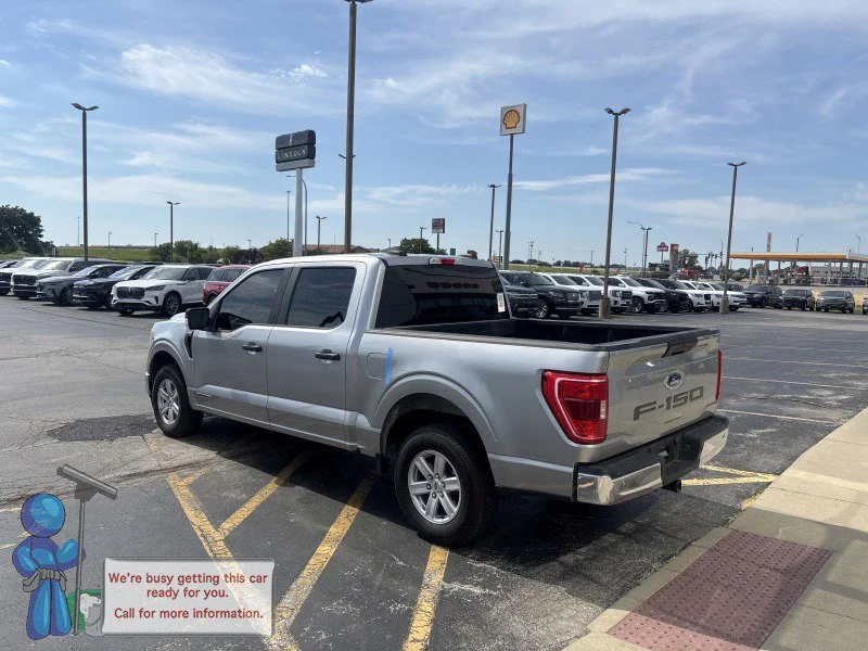 Used 2021 Iconic Silver Metallic Ford XL image 3