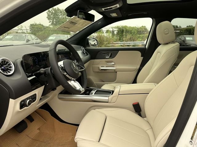 New 2026 Polar White Mercedes-Benz GLA 250 image 4