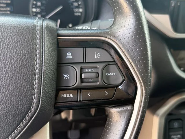 Used 2023 Midnight Black Metallic Toyota SR5 image 19
