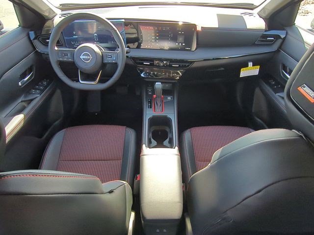 New 2026 Aspen White TriCoat / Super Black Two-tone Nissan SR image 14