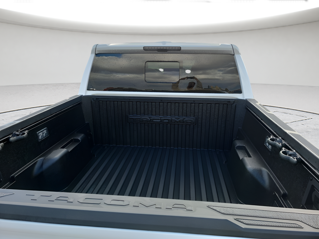 2025 Toyota Tacoma TRD Off Road - Photo 18