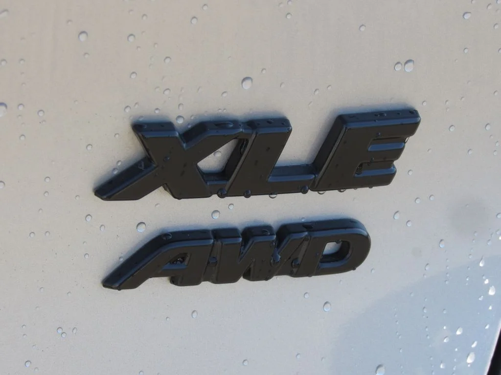Certified Used 2023 Silver Sky Metallic Toyota XLE Premium image 8