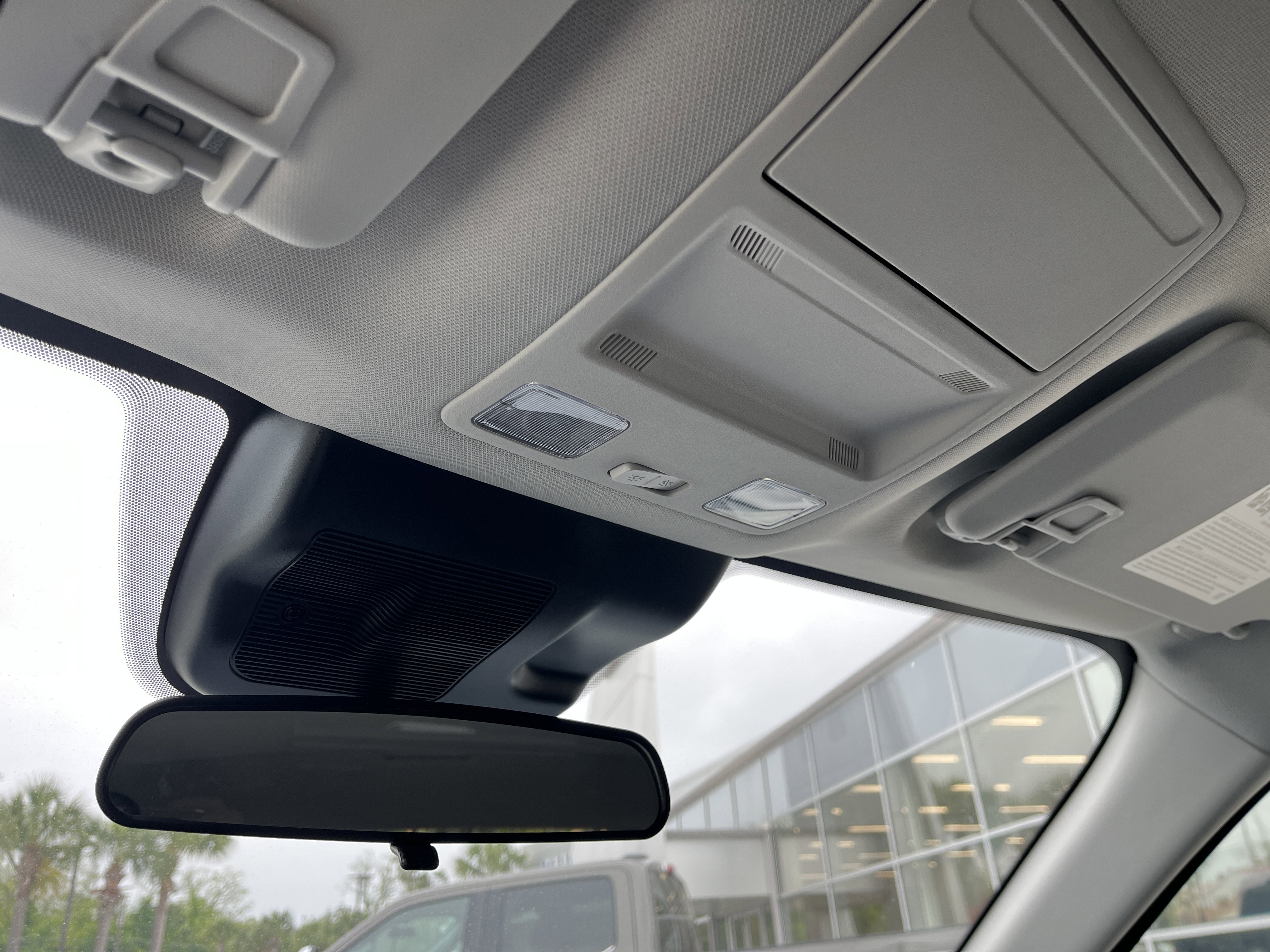 New 2026 Carbonized Gray Metallic Ford XLT image 24
