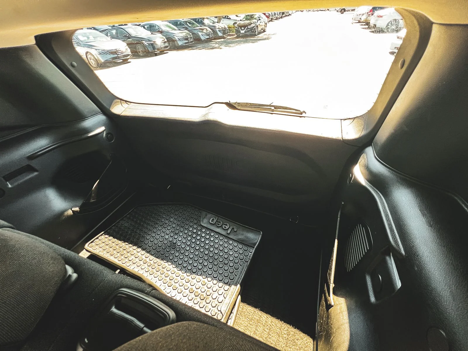 2023 Jeep Renegade Latitude - Photo 17