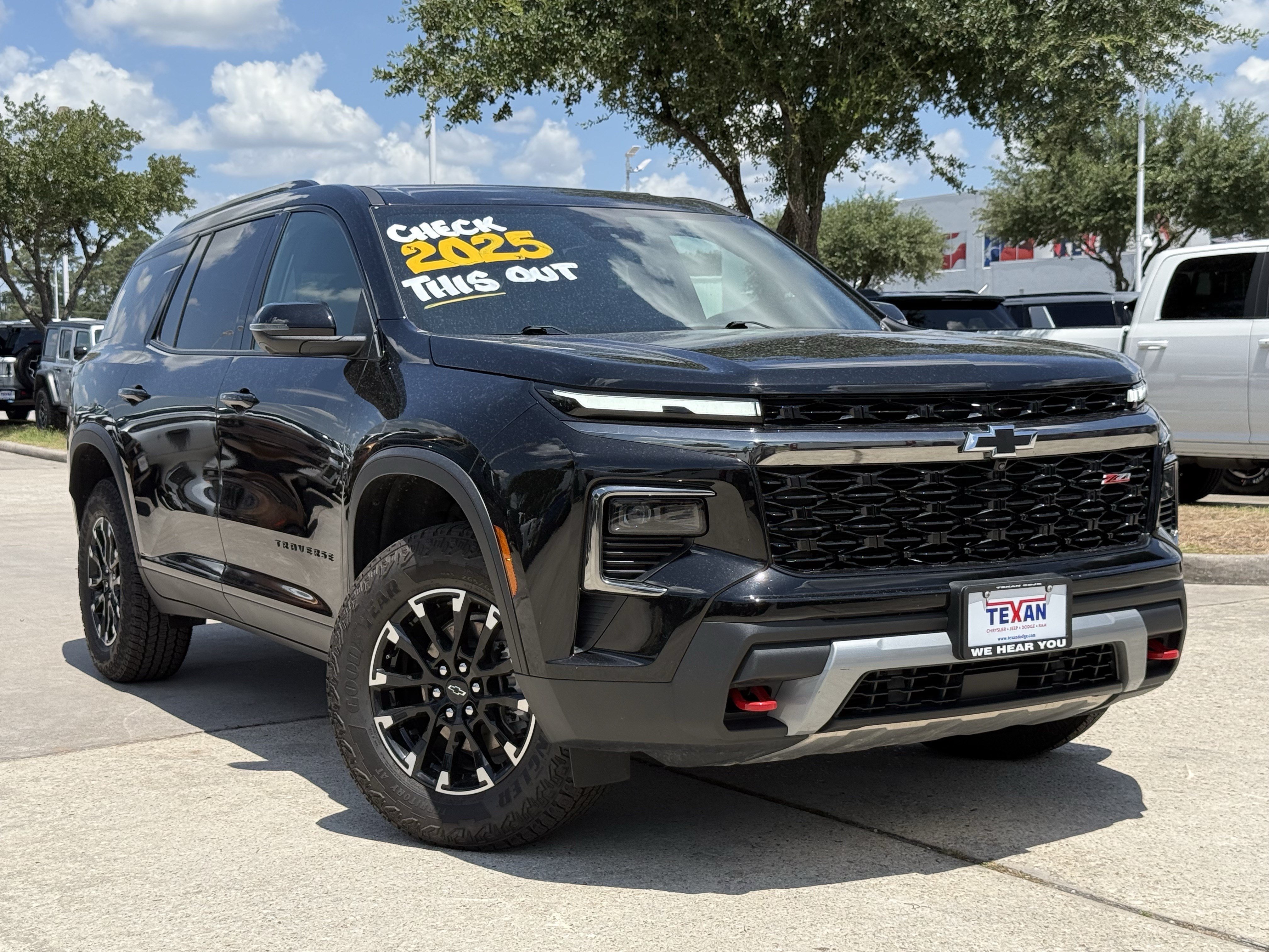 Used 2025 Mosaic Black Metallic Chevrolet AWD Z71 image 2