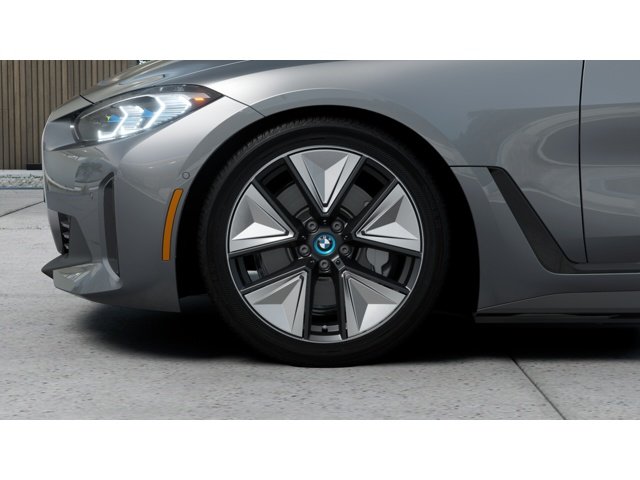 Pre-Owned 2024 BMW I4 XDrive40
