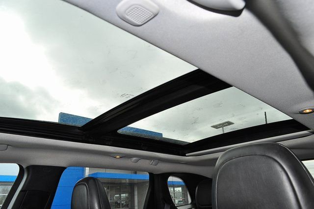 Used 2022 Gray Jeep Limited image 12