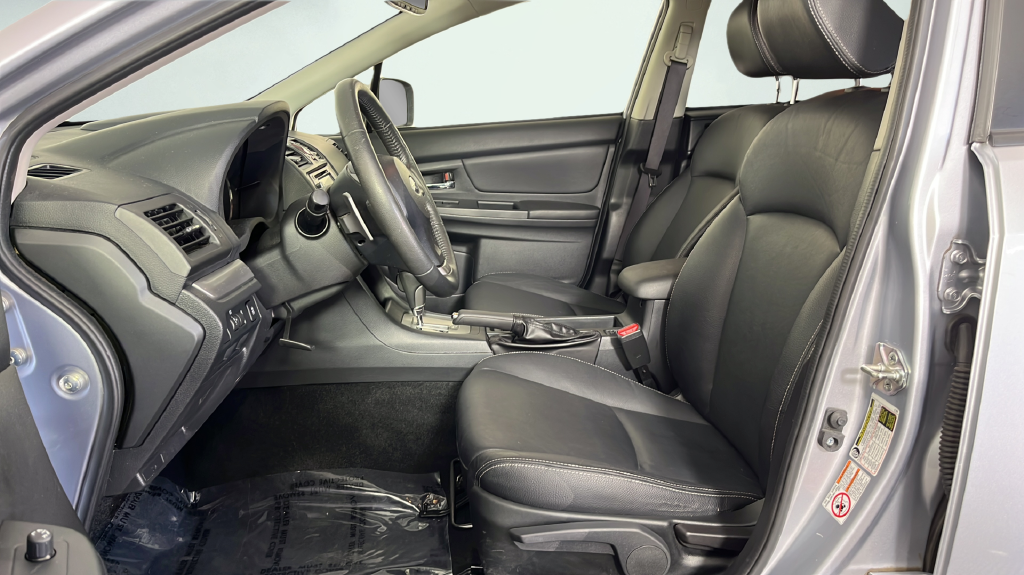 Used 2014 Ice Silver Metallic Subaru 2.0i Limited image 14