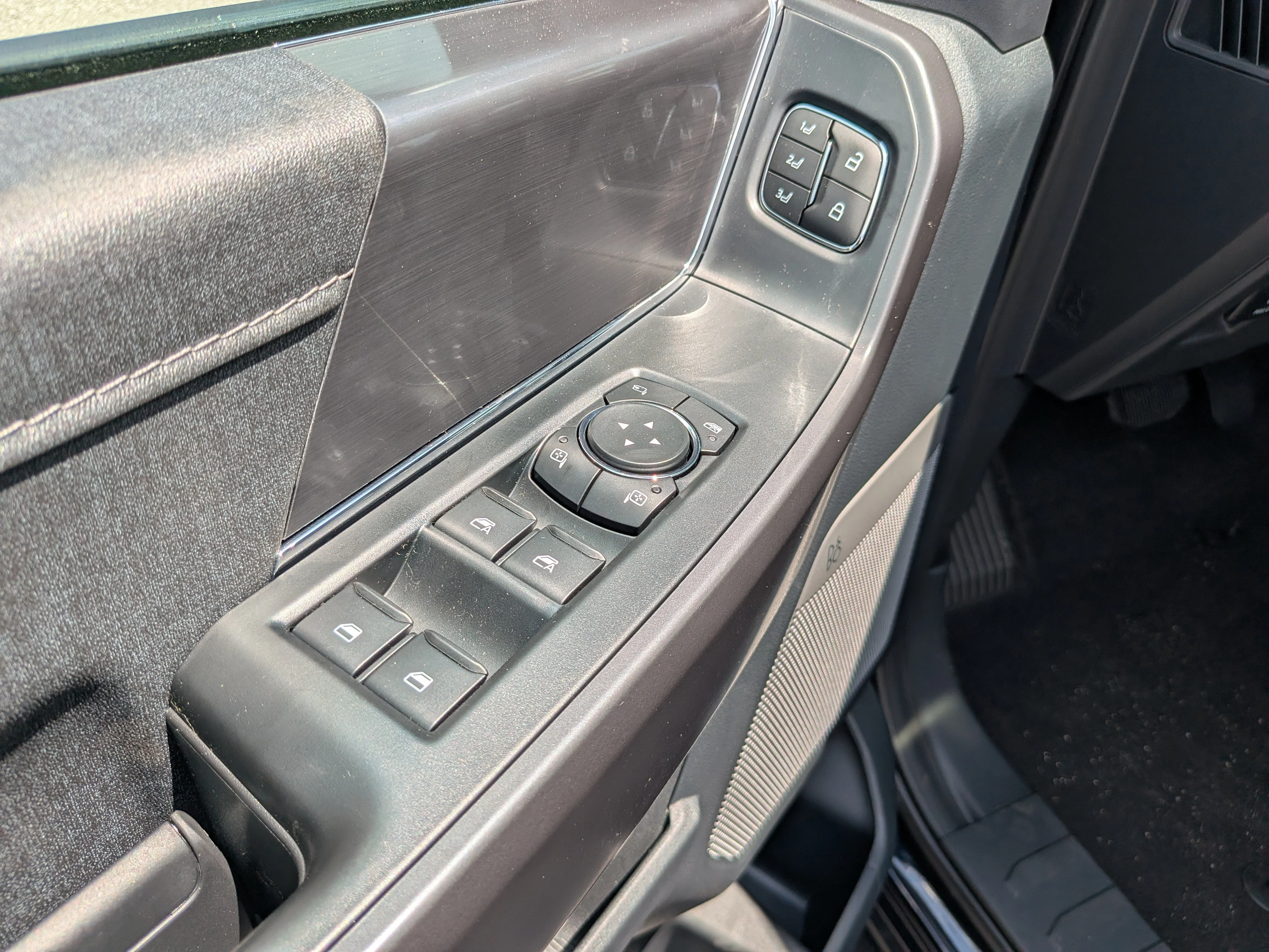New 2026 Antimatter Blue Metallic Ford Lariat® image 18