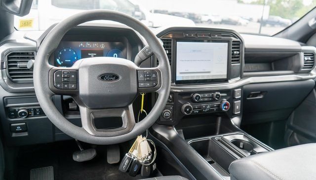 Used 2024  Ford STX image 11