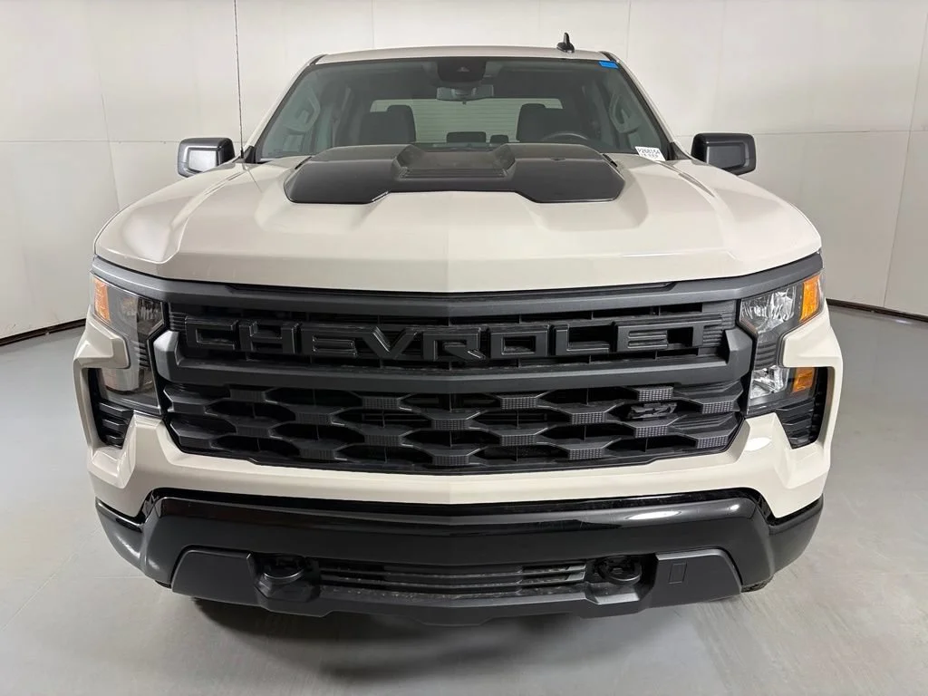 New 2026 White Sands Chevrolet Custom Trail Boss image 5