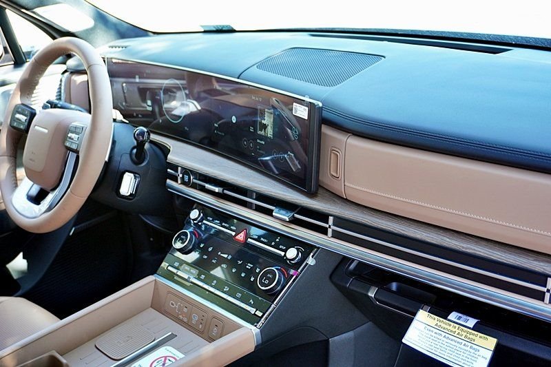 New 2025 White Hyundai Limited image 11