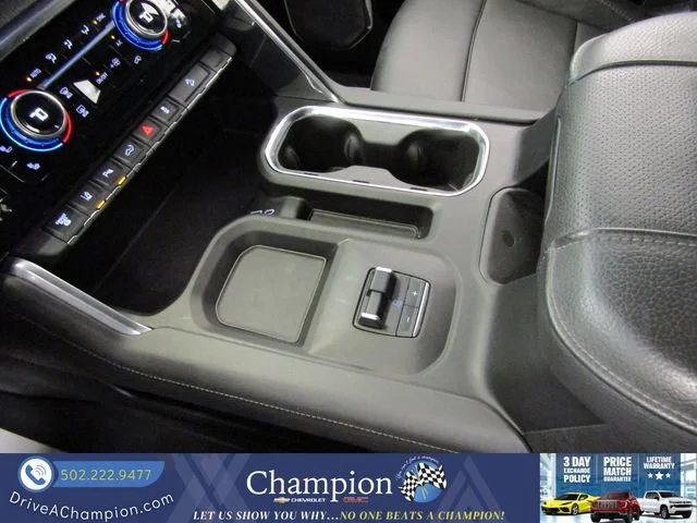 Used 2024 White Frost Tricoat GMC Denali image 51