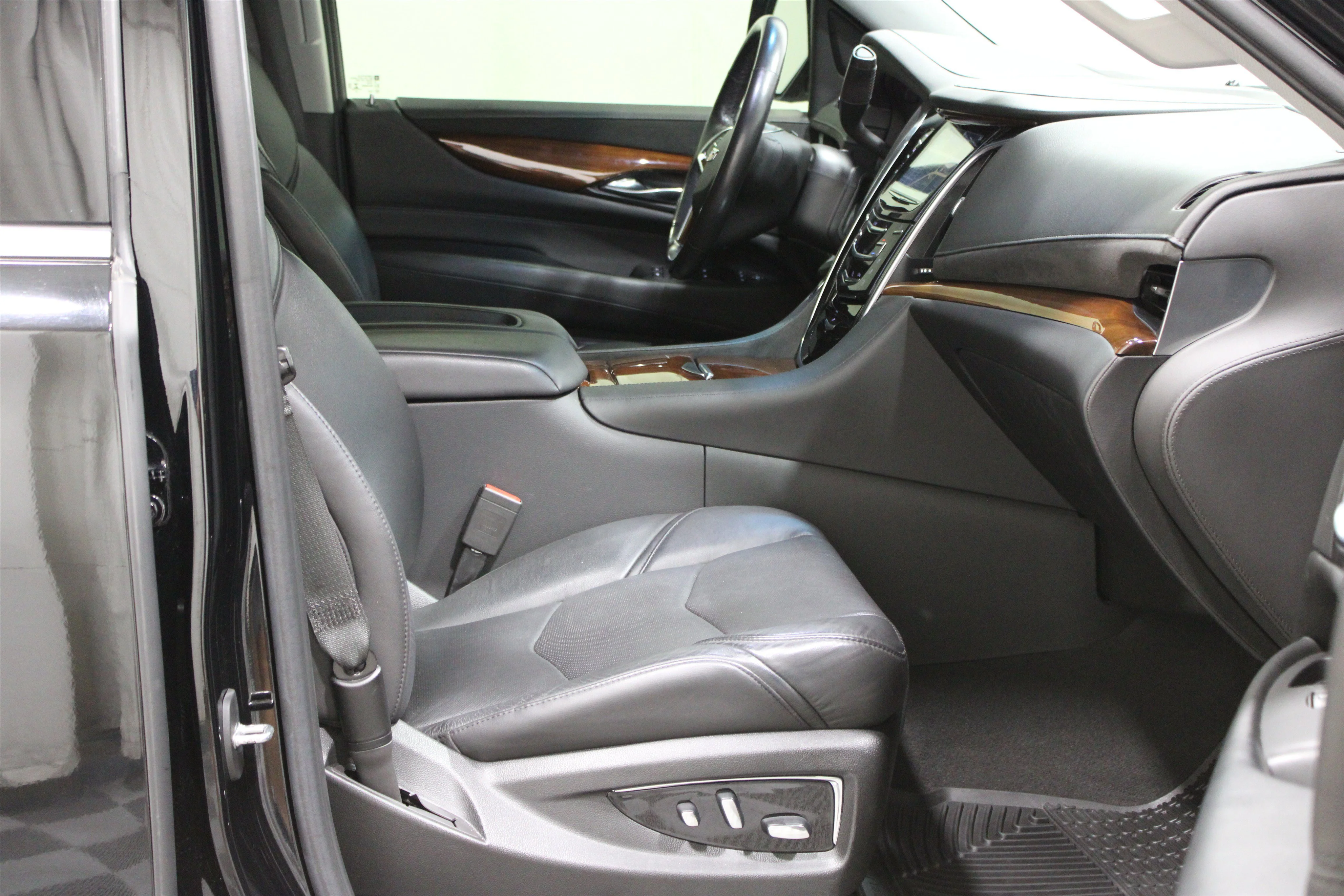 2019 Cadillac Escalade Luxury - Photo 37