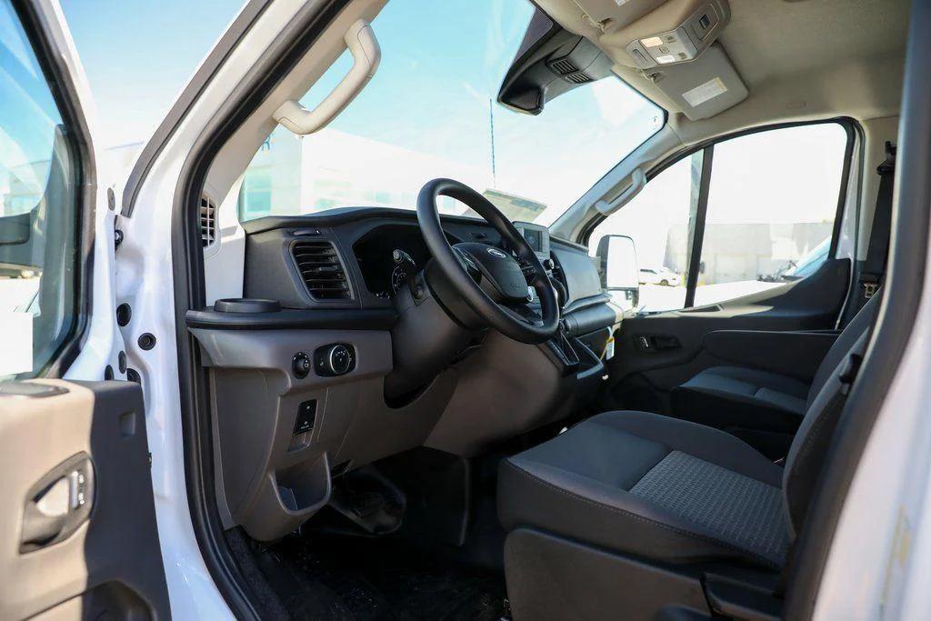 2025 Ford Transit Van Base - Photo 25
