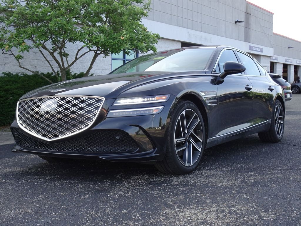 Certified Used 2025 Black Genesis 2.5T Advanced image 11