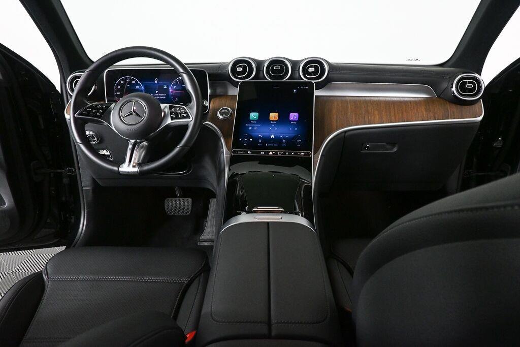 Certified Used 2025 Black Mercedes-Benz GLC 300 image 9