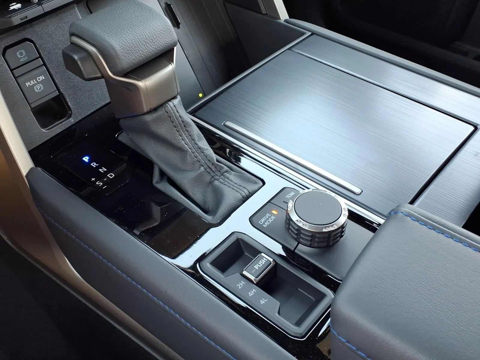 2026 Toyota Tundra Platinum - Photo 19