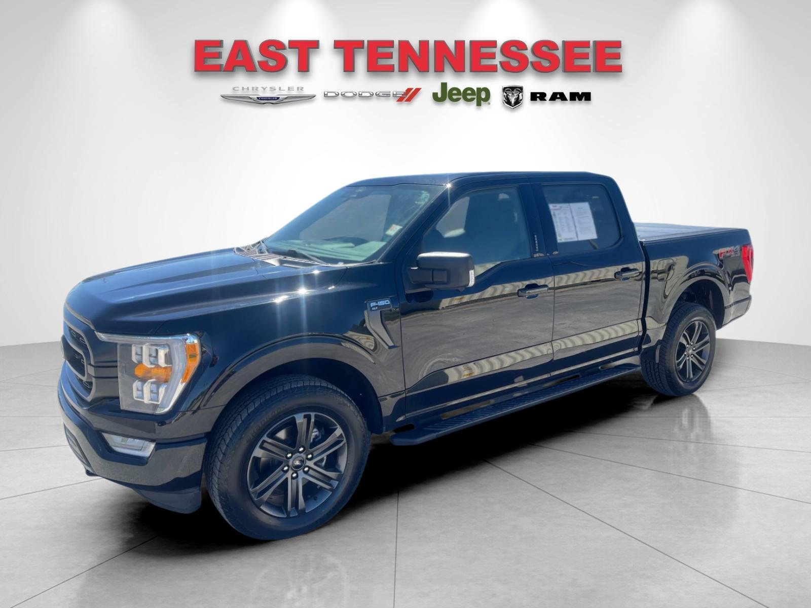 Used 2022 Black Ford XLT image 7