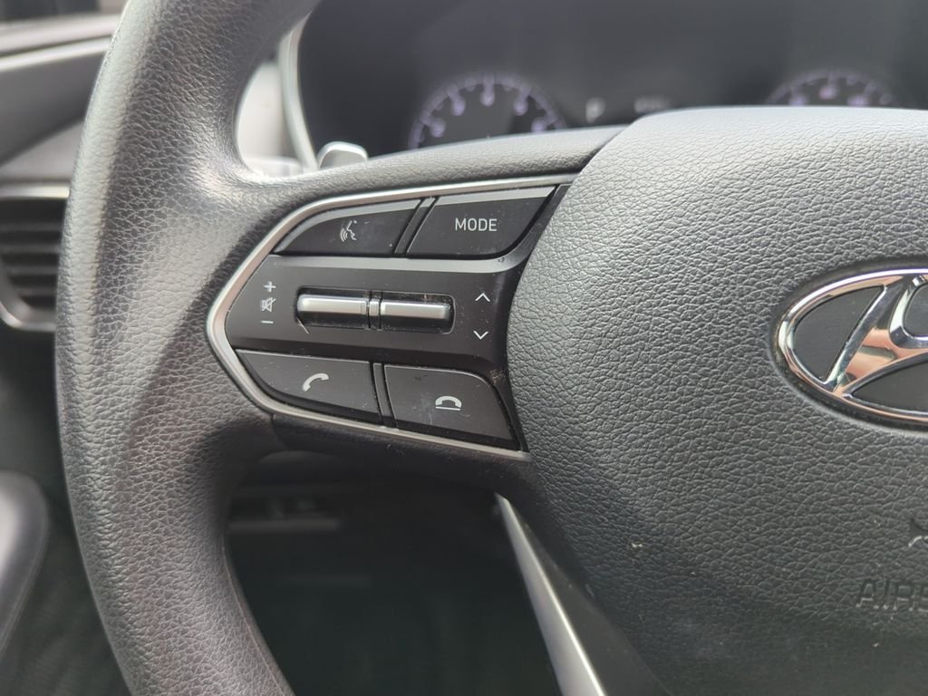 Used 2022 Black Hyundai SEL image 12