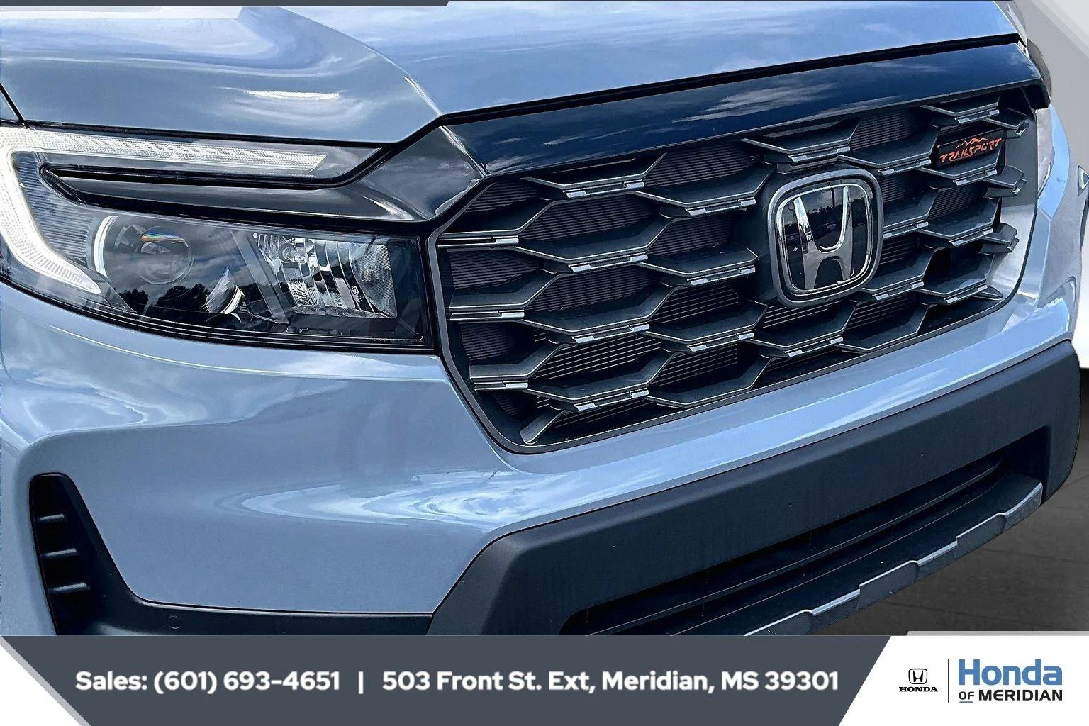Used 2025 Sonic Gray Pearl Honda TrailSport image 21
