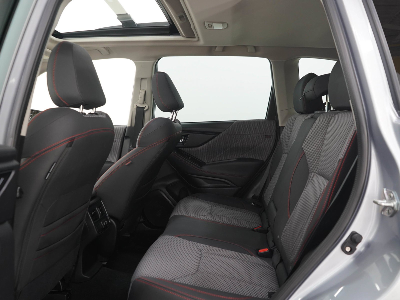 Used 2022 Ice Silver Metallic Subaru Sport image 15