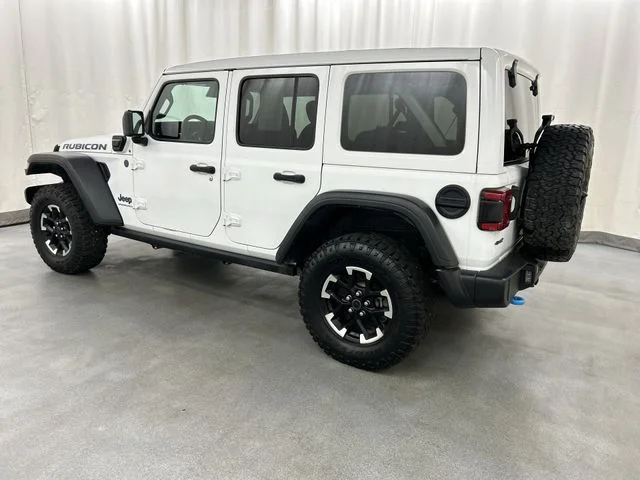 Used 2024 White Jeep Rubicon 4xe image 3