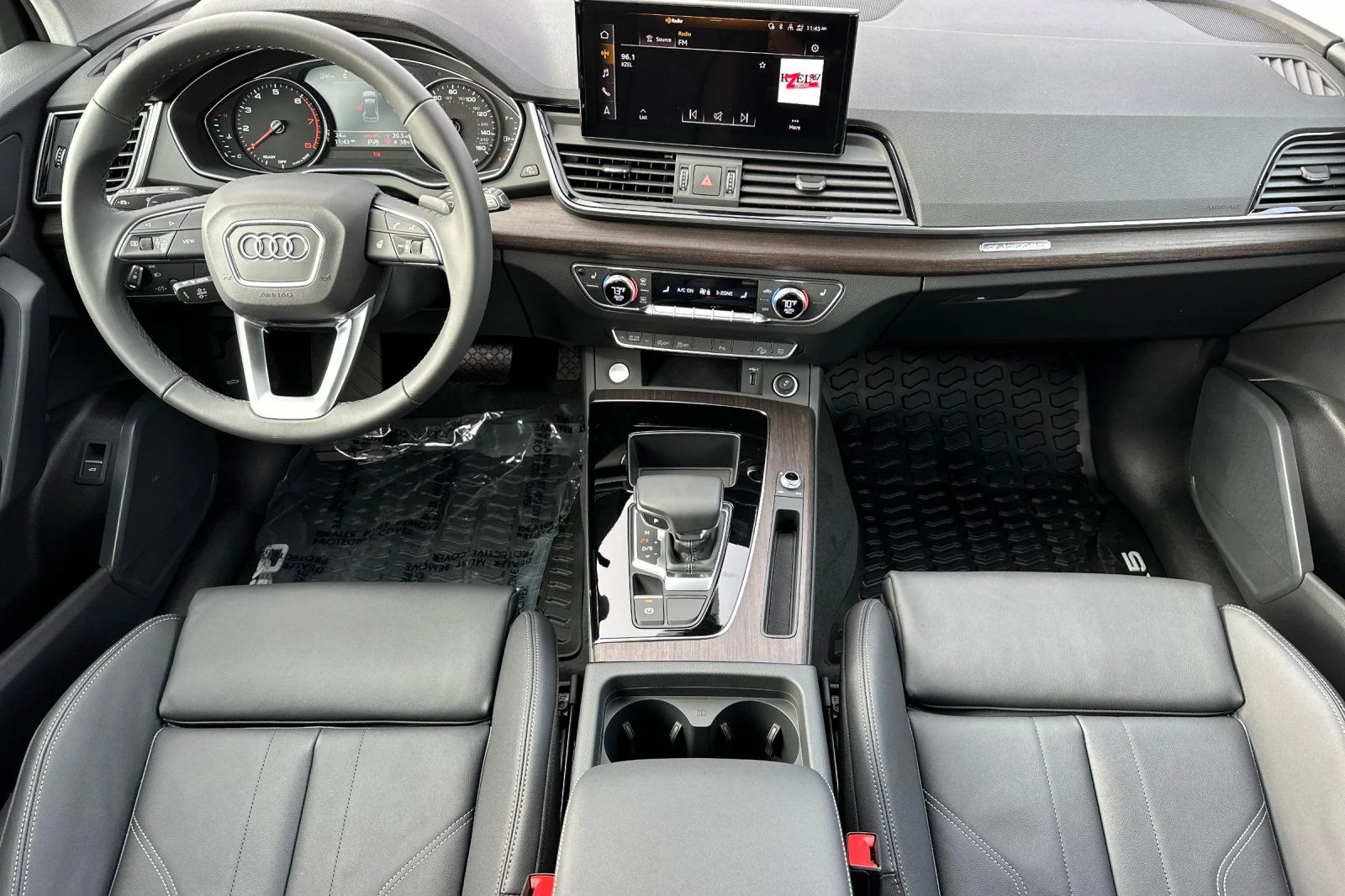 Used 2025 Silver Audi 45 S line Premium image 12