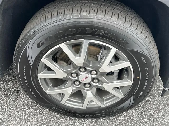 Used 2023 Blue GMC SLE image 34
