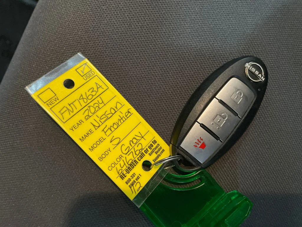Certified Used 2024 Gun Metallic Nissan S image 30