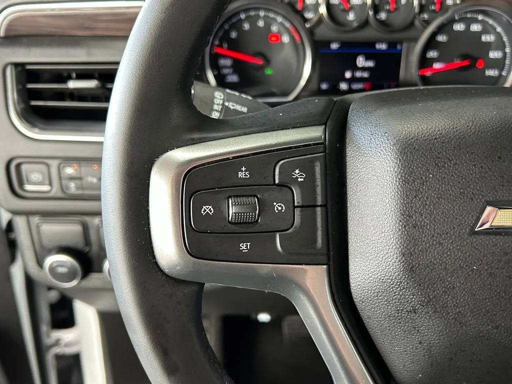 Used 2023 Summit White Chevrolet LS image 21