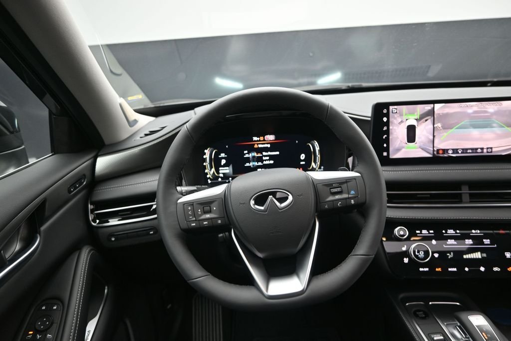 New 2027 MINERAL BLACK INFINITI Luxe FWD image 30