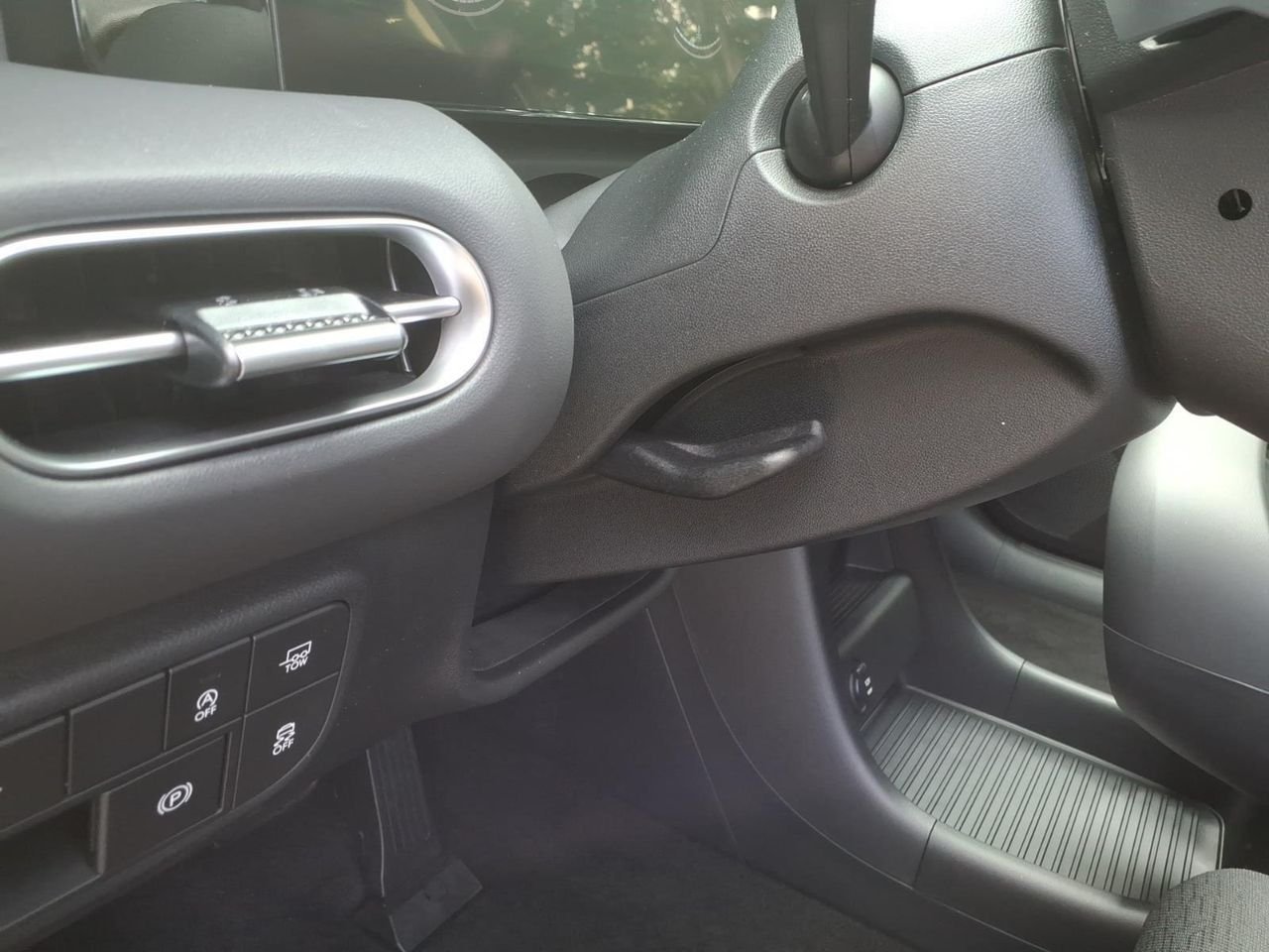 New 2026 Classy Blue Pearl Hyundai SE FWD image 26