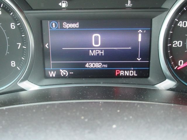 Used 2019 Gray Chevrolet LT image 29