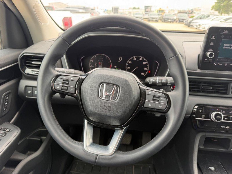 Certified Used 2025 Modern Steel Metallic Honda AWD EX-L image 38
