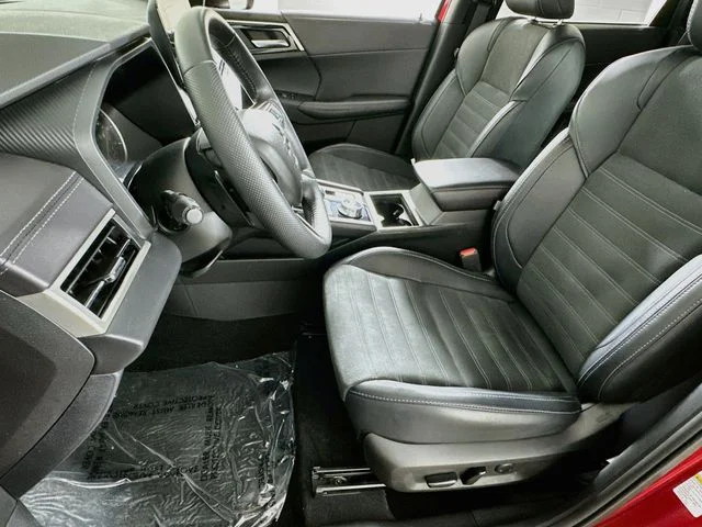 Certified Pre-Owned 2024 Mitsubishi Outlander SE Black Edition