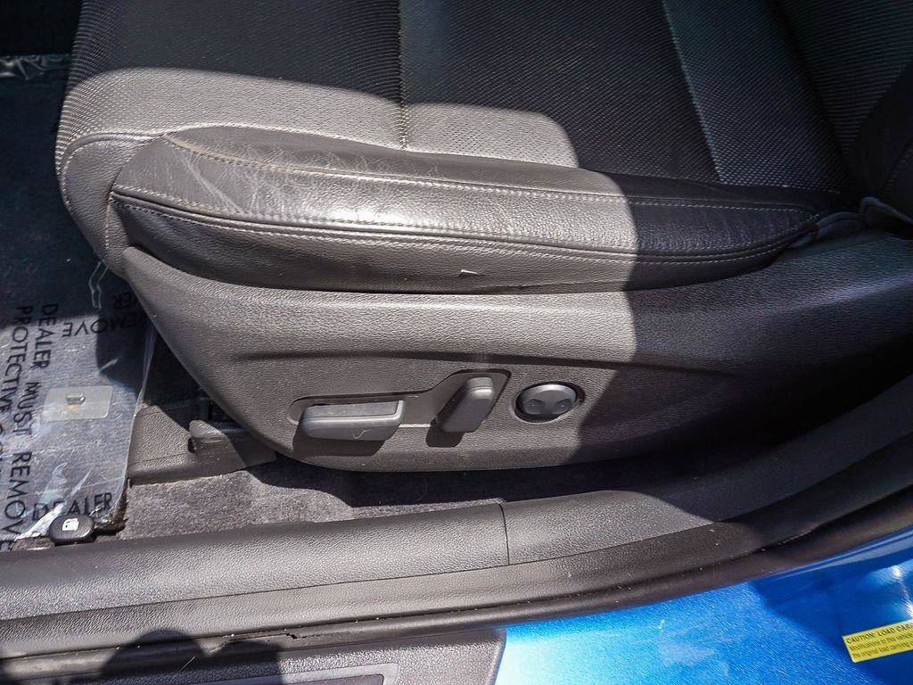 Used 2017 Blue Hyundai SE Plus image 19