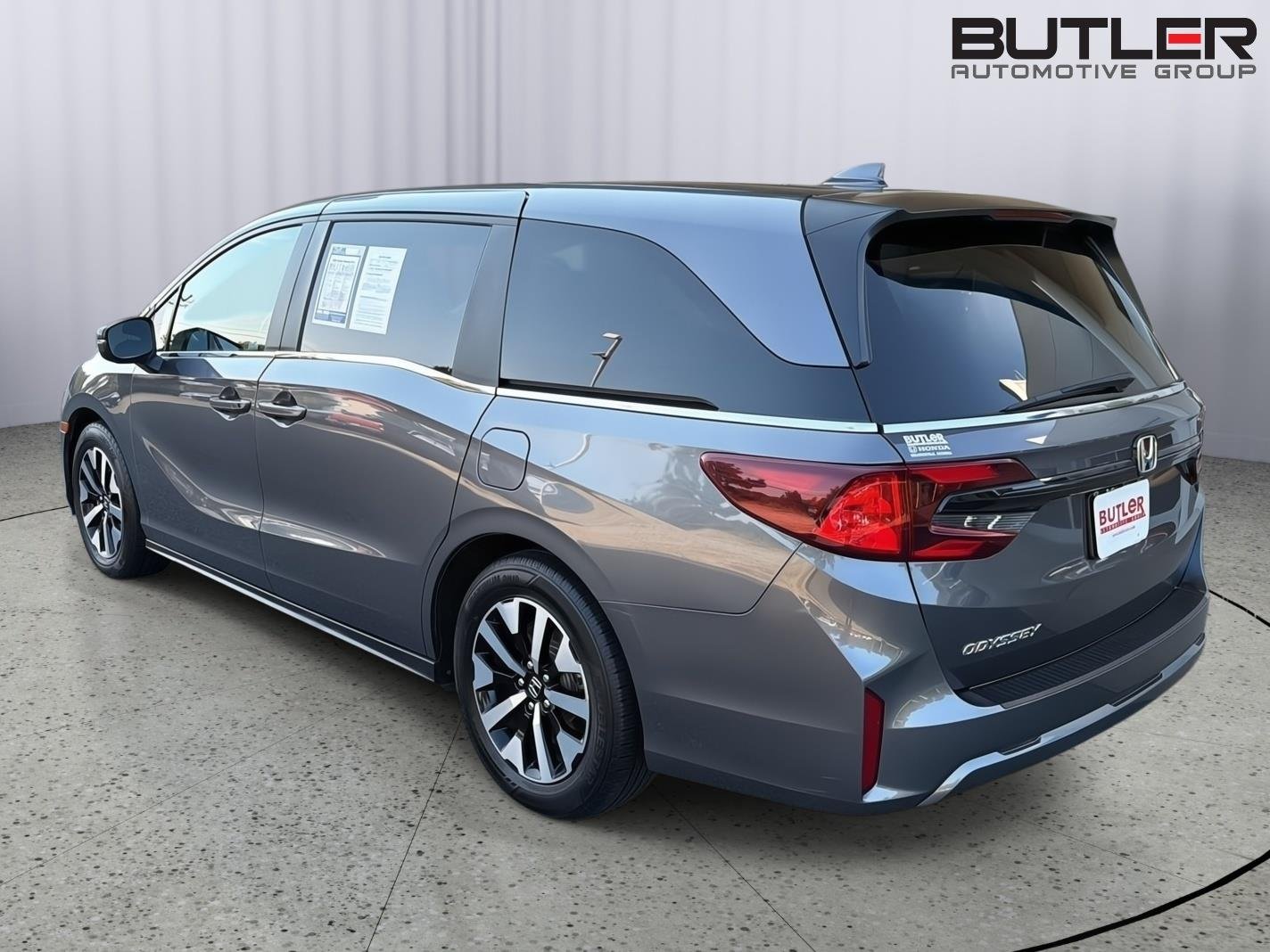 Used 2025  Honda EX-L image 4