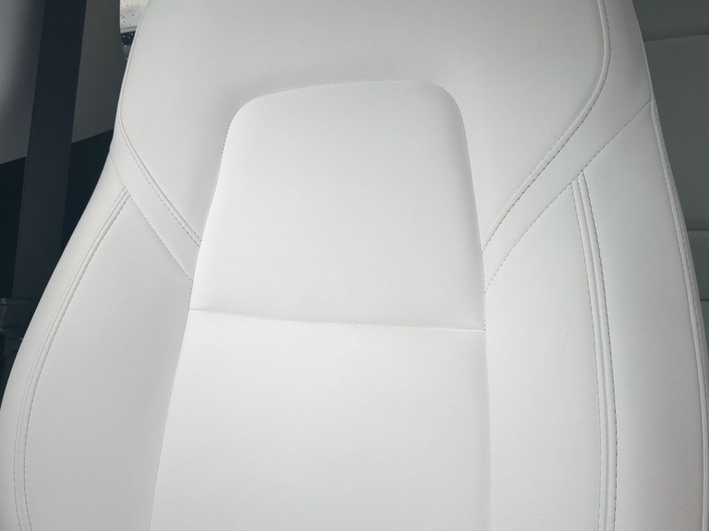 Used 2021 White Tesla Long Range image 24